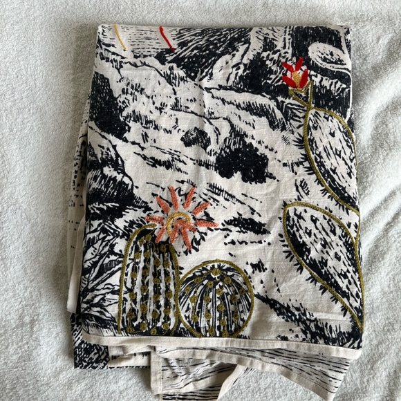 Urban Outfitters Tapestry - Picture 3 of 3